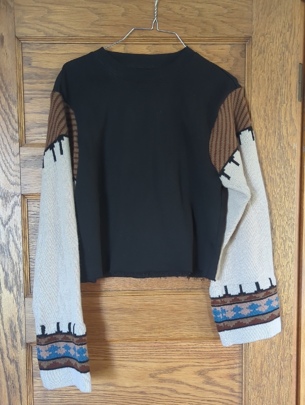 Goodfellow & Co Black & Cream Colorblock Women's Cropped Boho Sweater
